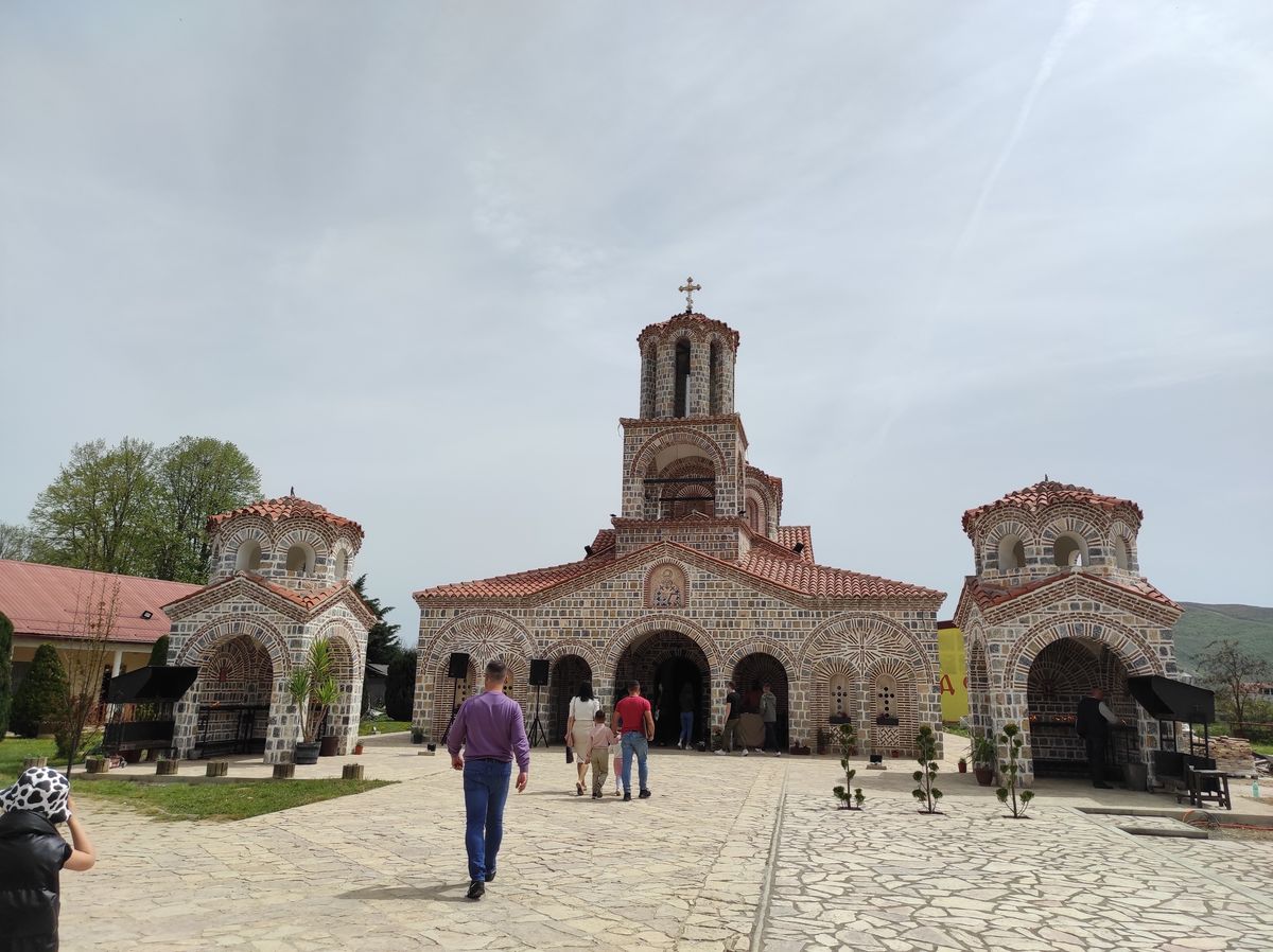 Dimanche de Pâques dans une église orthodoxe en Macédoine