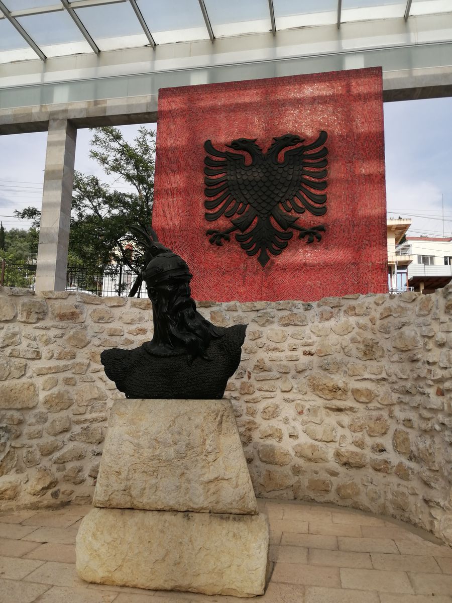 Skënderbej