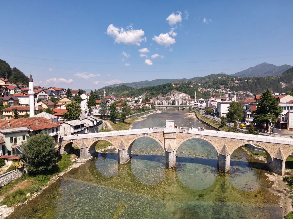 Le pont ottoman de la ville de Konjic