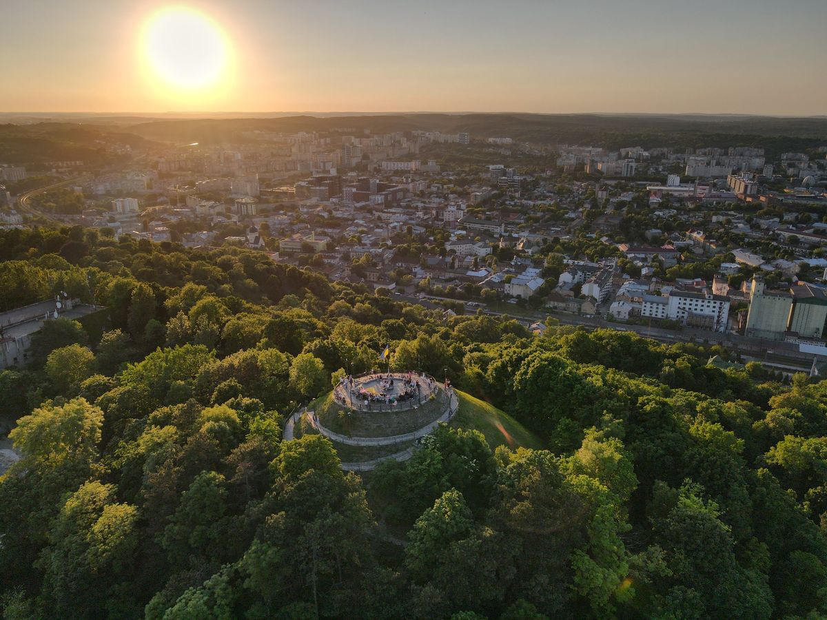 Du Mont de Lviv
