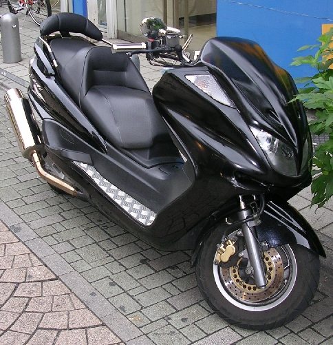 Un scooter typique au Japon: modèle de base