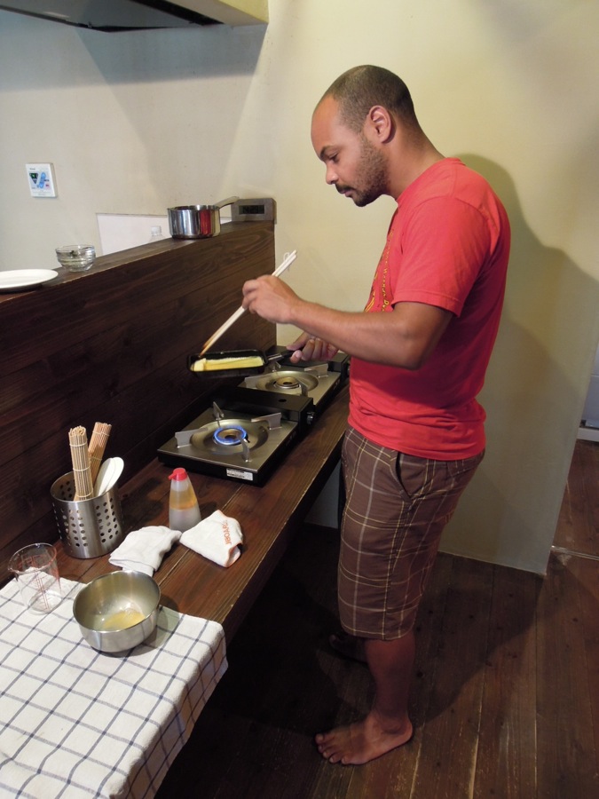 Cuisson de l'omelette à la japonaise