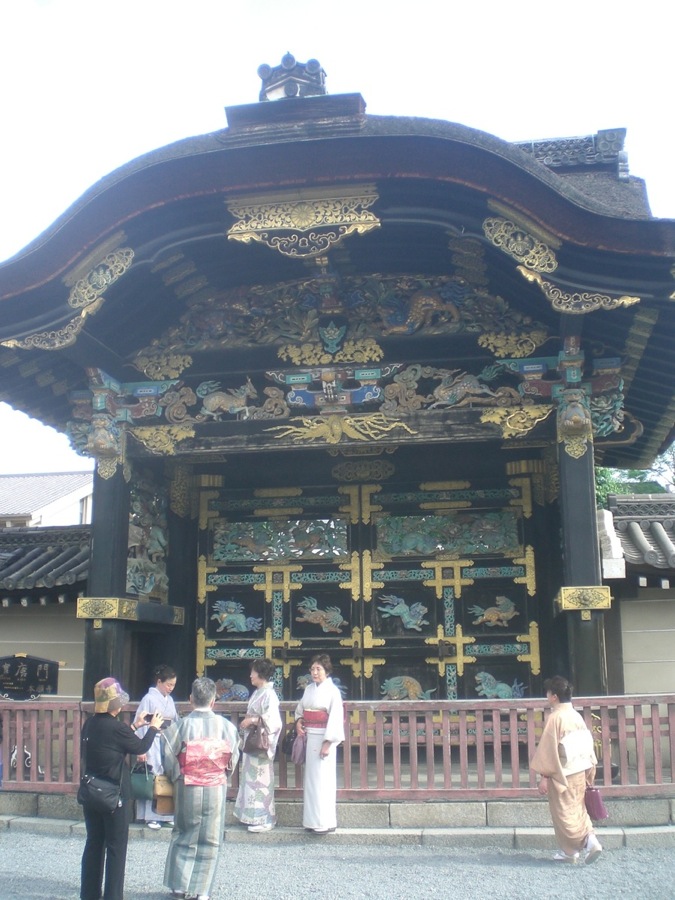 Porte Karamon du temple Nishi Hongan-ji
